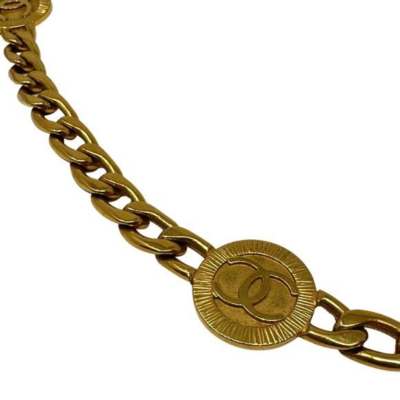 CHANEL Vintage Yellow Gold-Plated Chain Belt with CC Medallion Coins - Picture 5 of 8